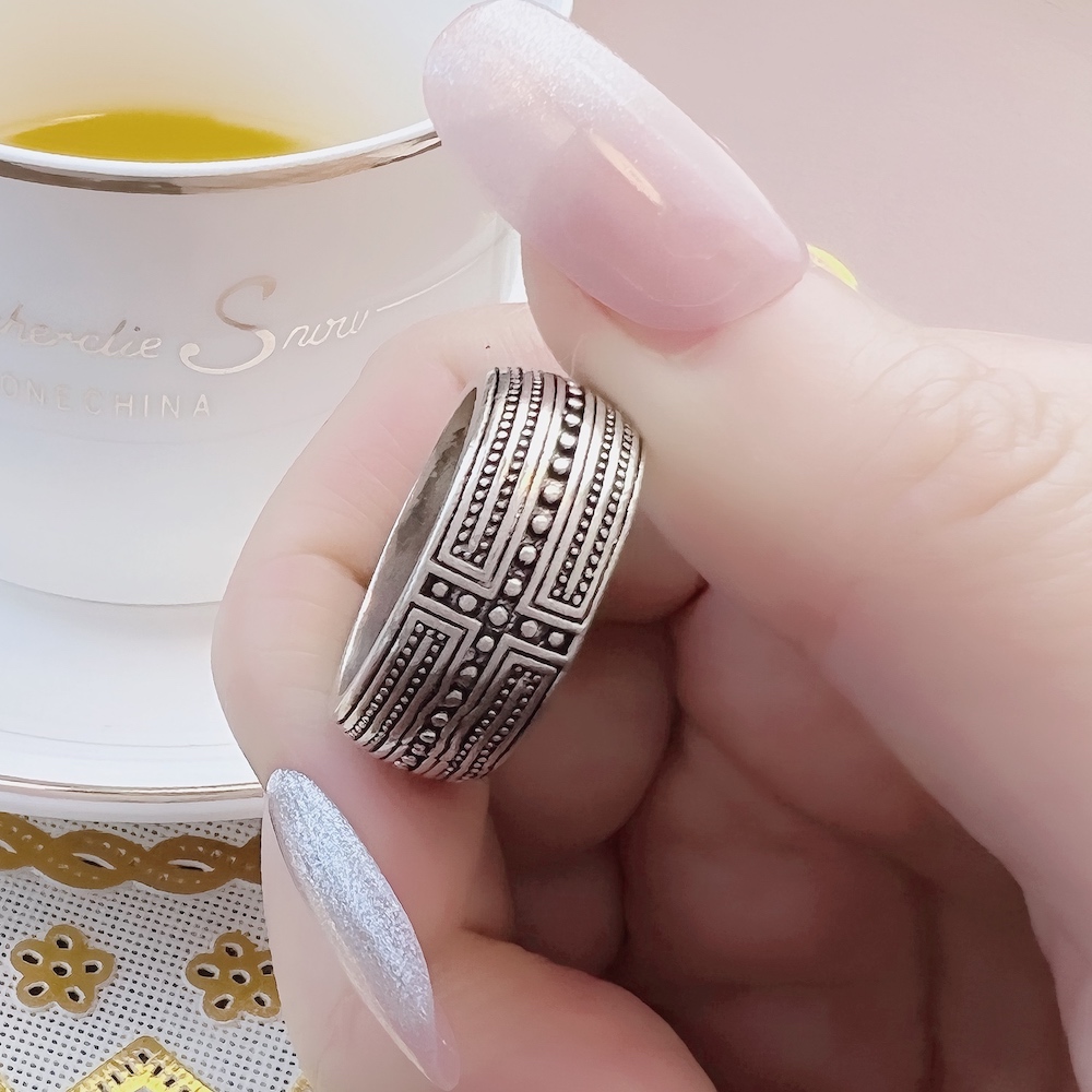 Anello a fascia croce nuovissi - Men Accessories Brand recensione e prezzo