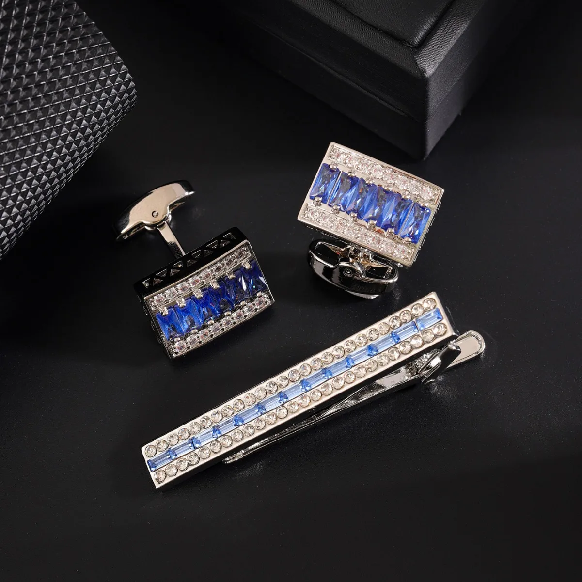 Fermacravatta con strass di lu - Men'S Accessories High End recensione e prezzo